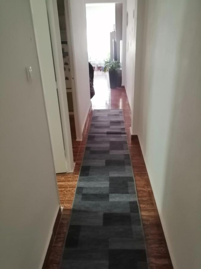 Schoene Wohnung Mit Wifi Und Parkplatz Auf Der Strasse Oliva Extérieur photo